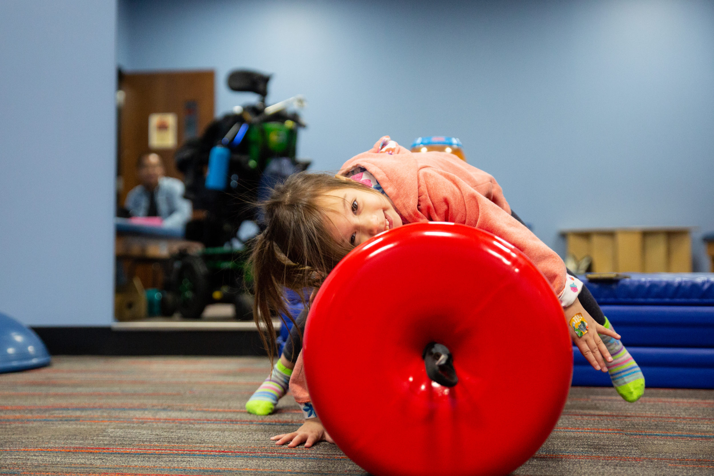 This is a photo of a child at Westside Childrens Therapy in Illinois during a fun activity that is part of a recommended ABA plan that was put in place during her ABA therapy hours