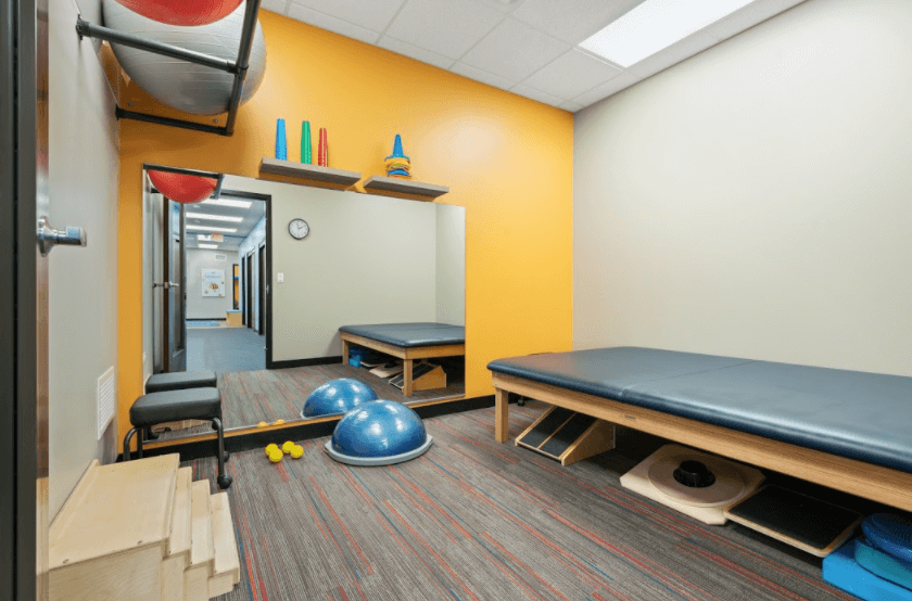 pediatric physical therapy room schaumburg