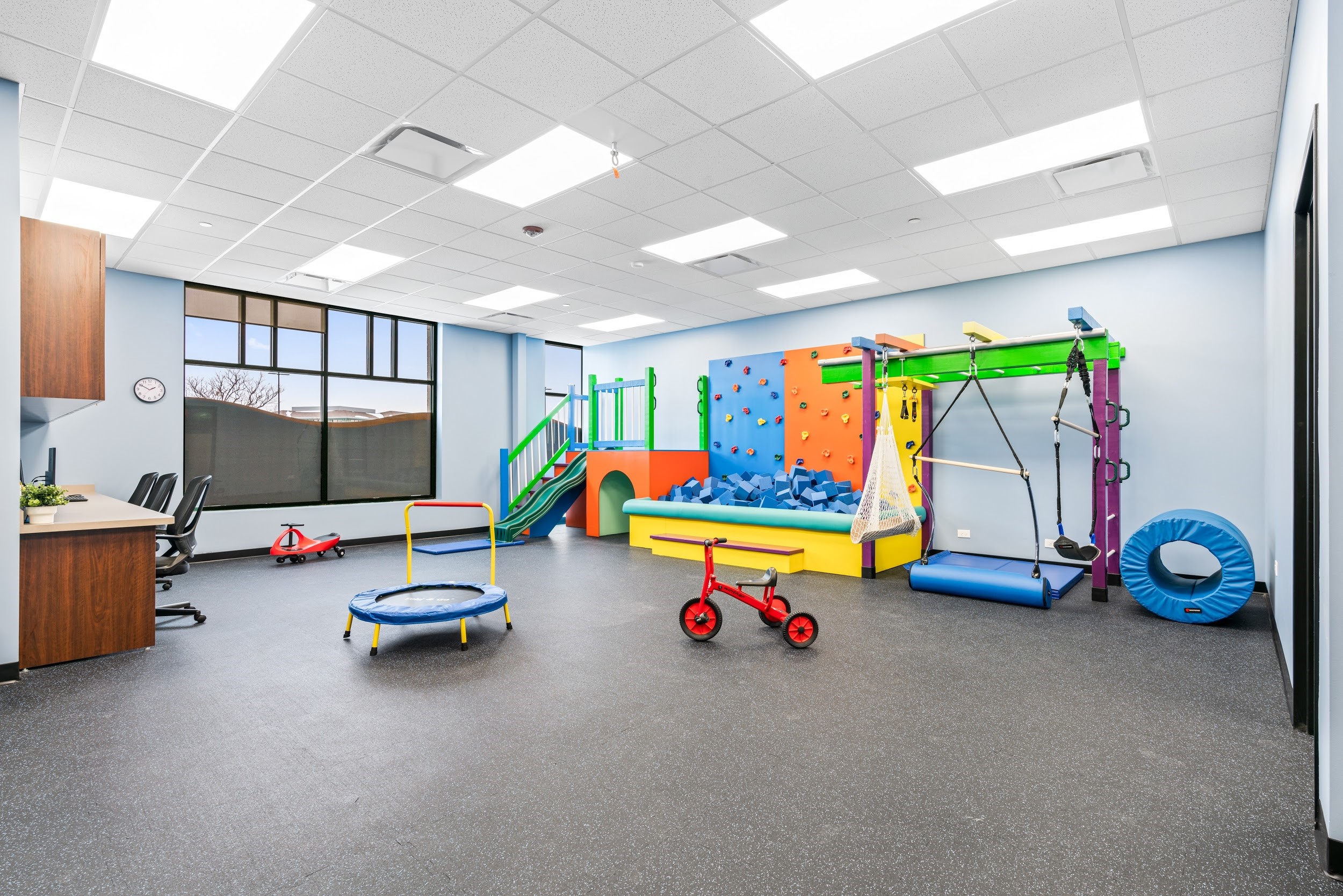 picture of a sensory gym in Westside Illinois, made for in-clinic therapy.  