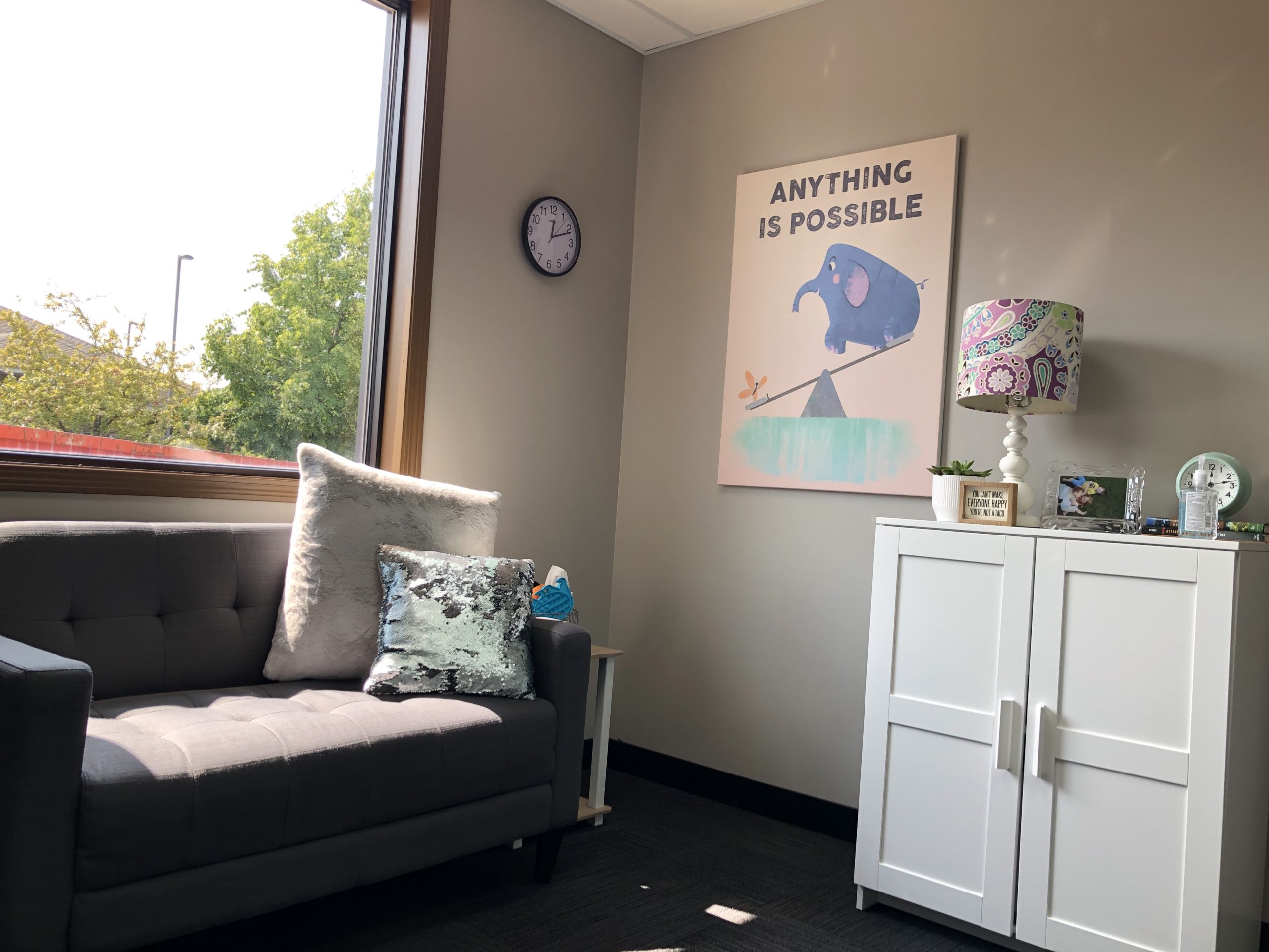 photo of a pediatric counseling room for kids at westside