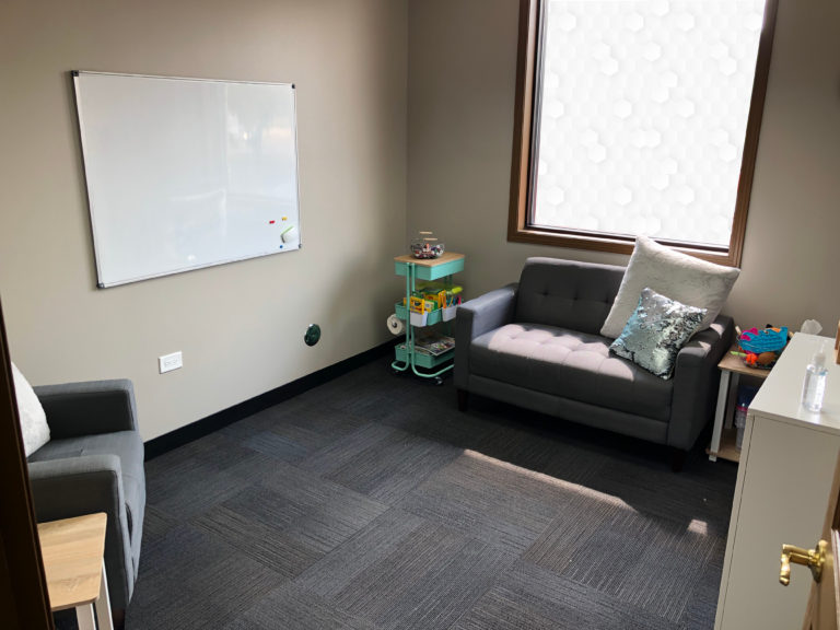 photo of a pediatric counseling room at westside in joliet illinois