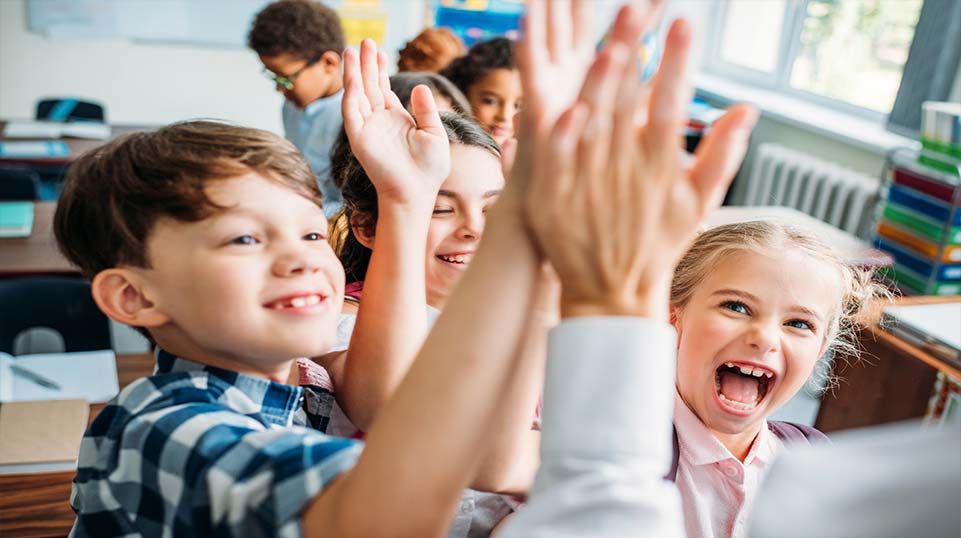 Teacher with students in therapy